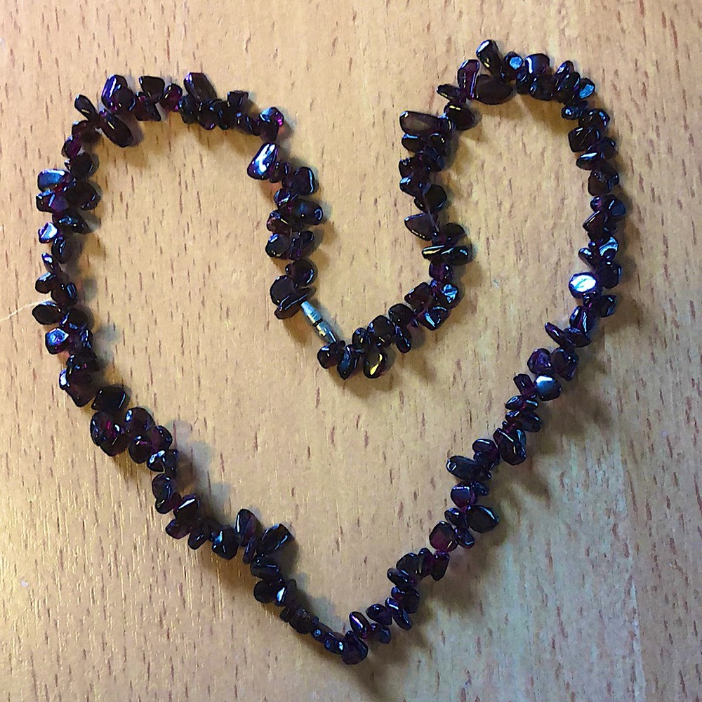 RUSSIAN GARNET beaded string necklace with clasp, approx 19”